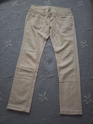 Lote 4 Pantalones Vaqueros Stradivarius y Mango