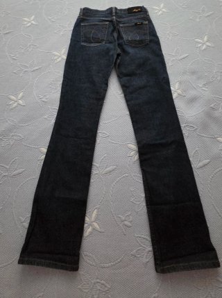 Lote 4 Pantalones Vaqueros Stradivarius y Mango