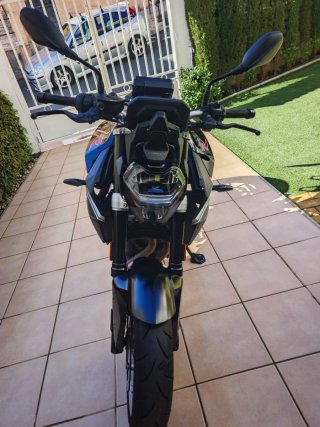 BMW F900R Naked Negra/Plata