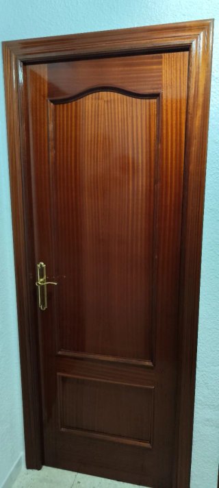 Puertas de paso sapelly.