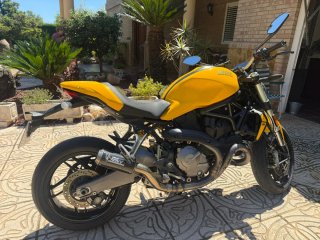 Ducati Monster 821