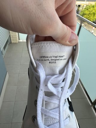 Off-White Vulcanized Zapatillas Altas