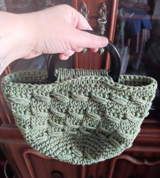 Bolso mano crochet macramé verde oliva  con forro
