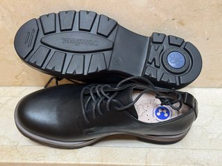 Zapatos Blucher Comfeet Negros Nuevos