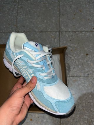 Asics Gel NYC Azul y Blanco
