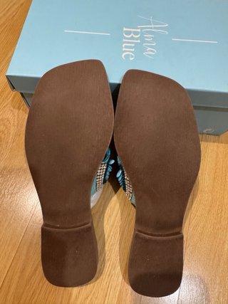 Sandalias Alma Blue Corazón Azul y Marrón