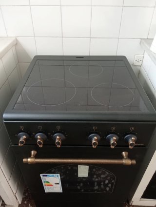 Cocina Solthermic sin estrenar, totalmente nueva