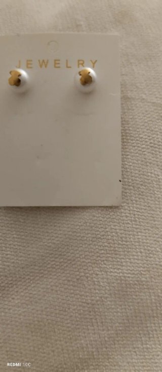 Pendientes perla dorada