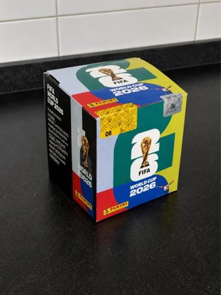 Caja 350 cromos  Panini Mundial FIFA 2026