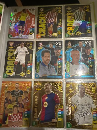 Álbum de la liga Adrenalyn 2024-25 100% completo