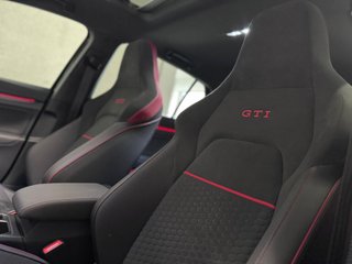 Volkswagen Golf GTI Clubsport 45 aniv. Akrapovic