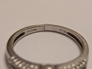 Anillo Oro 9k y Diamantes