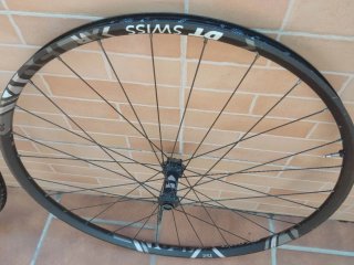 Ruedas DT Swiss XR1501 29 25mm