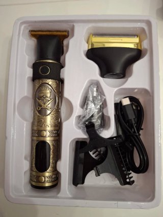 Cortapelos profesional vintage oro y negro