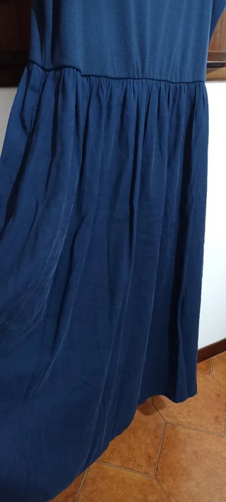 Abito lungo blu taglia 5XL