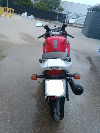 Yamaha Thunderace Roja/Blanca