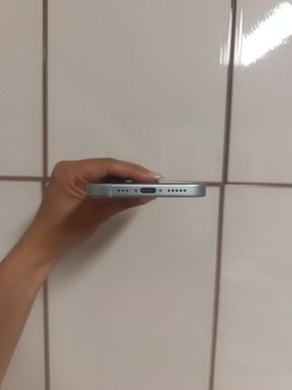 iPhone 15 256GB