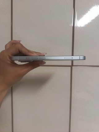 iPhone 15 256GB