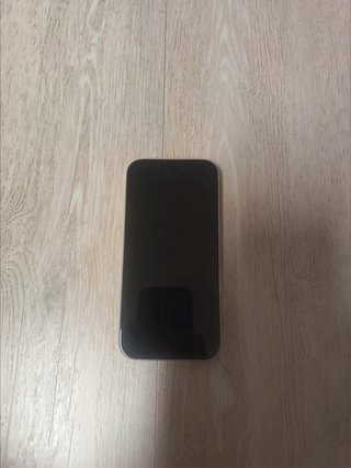 iPhone 15 256GB