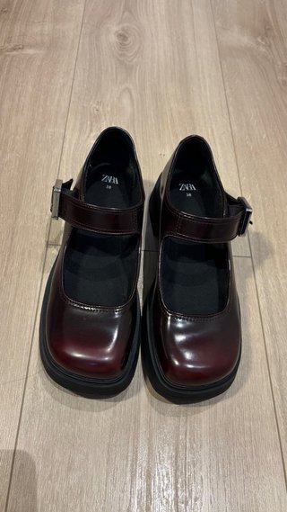 Zapatos colegiales Zara marrones talla 38