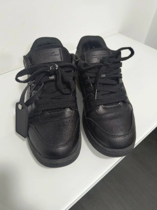 Zapatos Off White For Walking Negros