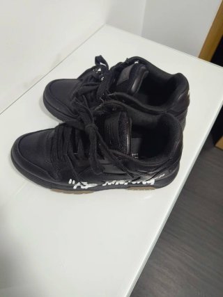 Zapatos Off White For Walking Negros
