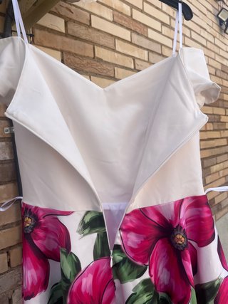 Vestido invitada con estampado de flores NUEVO