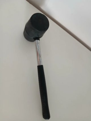 Martillo de goma