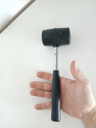 Martillo de goma