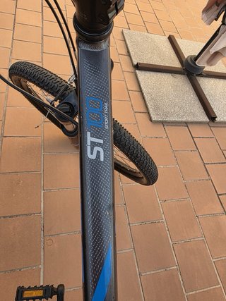 Bicicleta Rockrider Gris