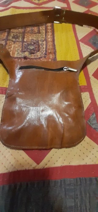 Riñonera de cuero