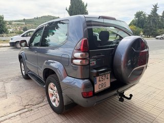 Toyota Land Cruiser 2004