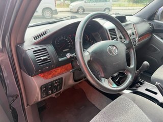 Toyota Land Cruiser 2004