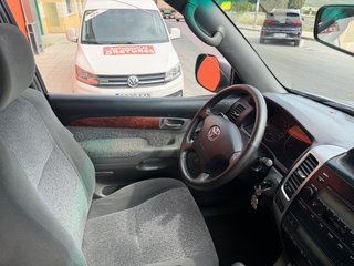 Toyota Land Cruiser 2004