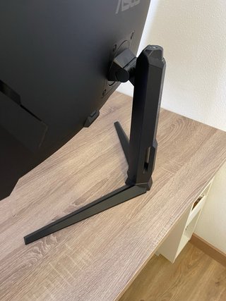 Soporte regulable Asus para pantalla.
