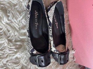 ALMA EN PENA Zapatos Animal Print Hebilla Negra