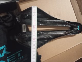 Sillín RYET Carbono 3D Ultraligero 175g