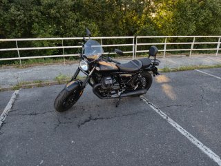 Moto Guzzi V9 Bobber