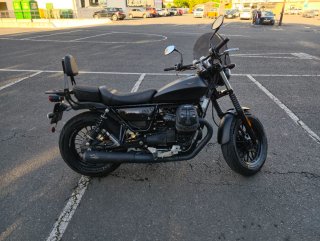 Moto Guzzi V9 Bobber