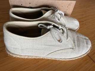 Zapatos niño color beige talla 35, de tela