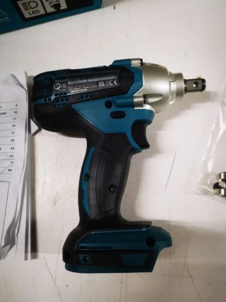 Llave de impacto makita 18v