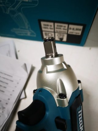 Llave de impacto makita 18v