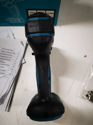 Llave de impacto makita 18v