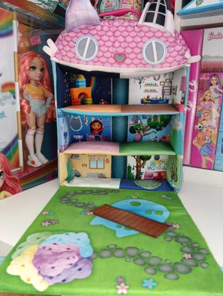 Casa de Muñecas Gabby Maletín peluche