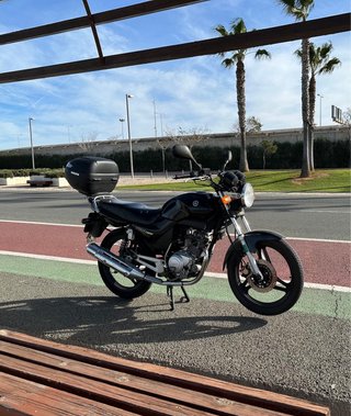 Yamaha YBR 125cc Negra