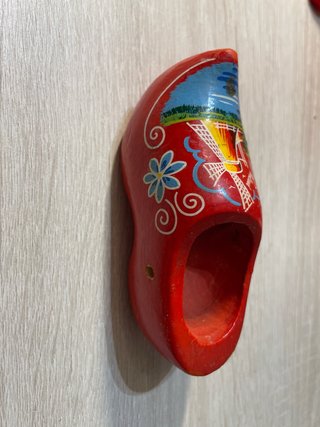 Zueco decorativo rojo Holland