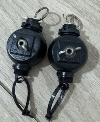 2 Retractores de buceo