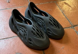 Yeezy Foam Runner Negras