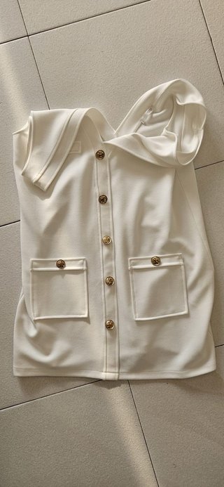 Vestido Zara botones estilo Chanel