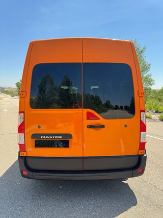 ALQUILER RENAULT  MASTER 9 PLAZAS + CARGA 150CV /